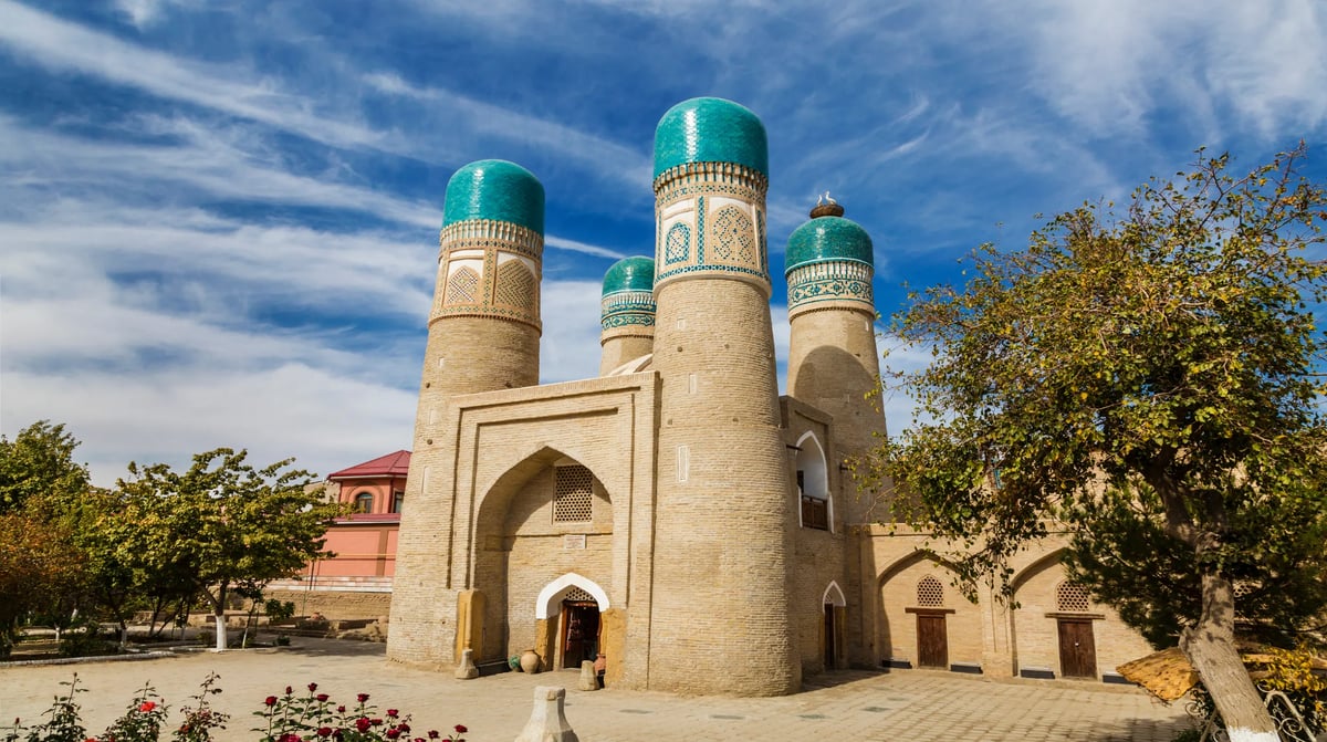Centraal Azië - Oezbekistan - Buchara - Chor-Minor Madrasah Moskee