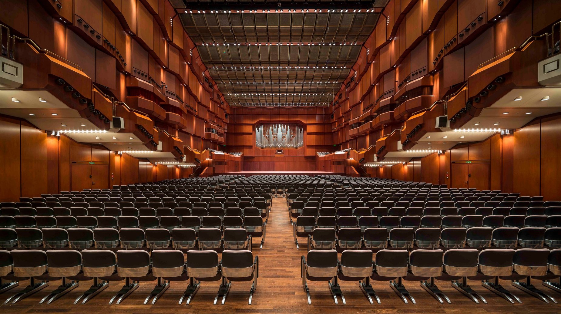 Alte Oper Frankfurt Grosser Saal c_Alte Oper Frankfurt_Norbert Miguletz