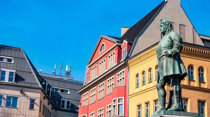 shutterstock_1073860217 Halle