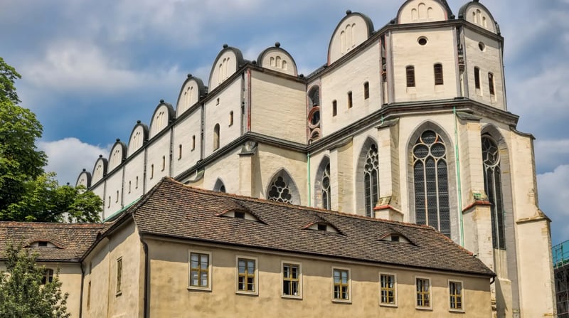shutterstock_1635541957 Halle