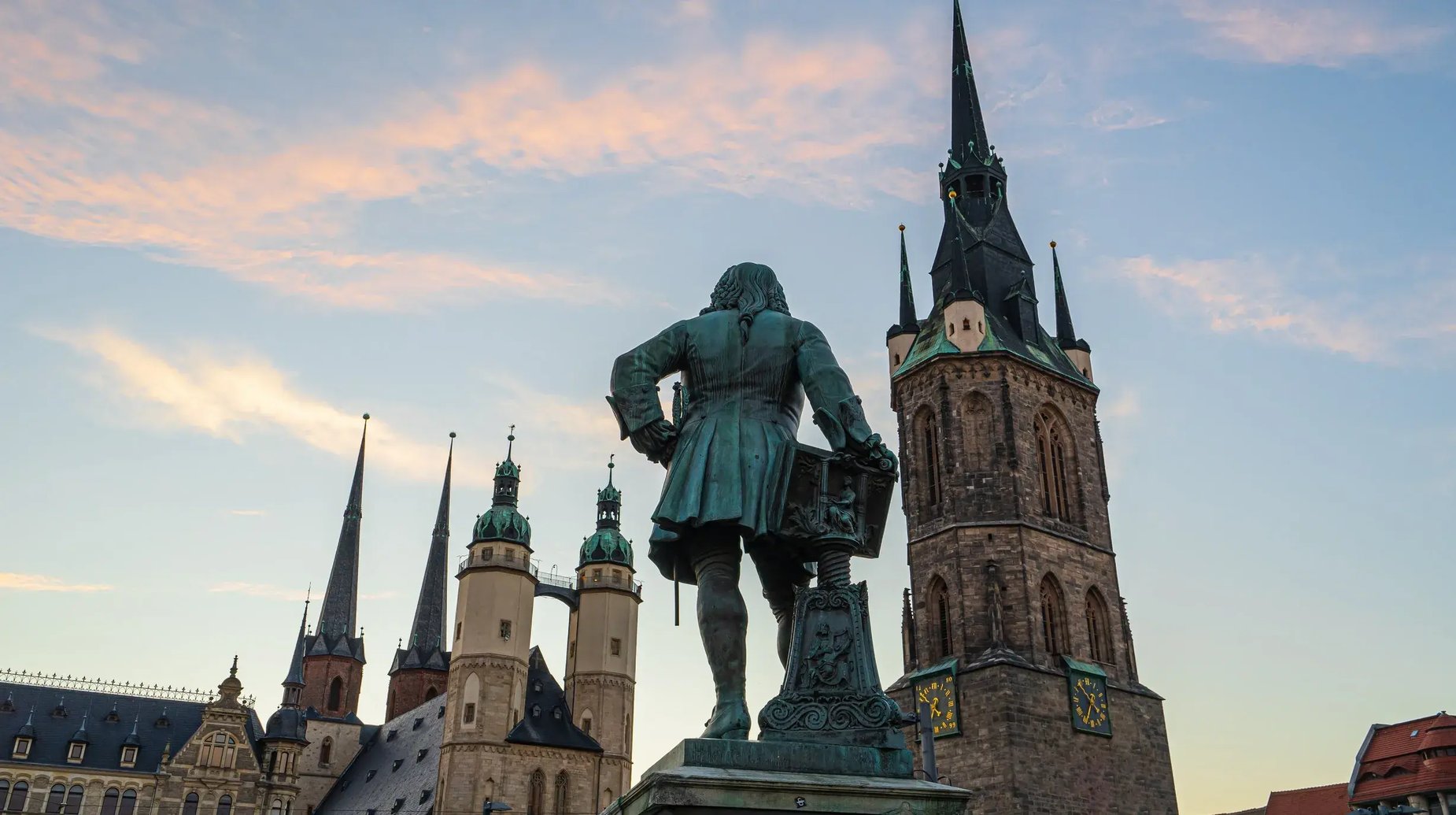 shutterstock_1851744301 Halle