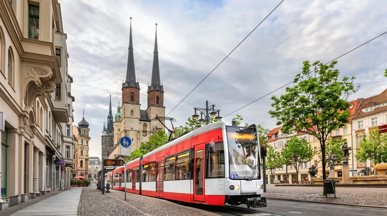 shutterstock_1853364541 Halle