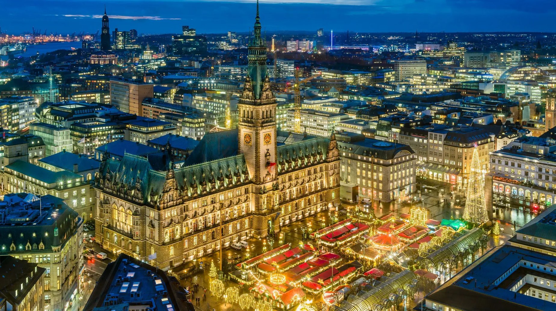 Hamburg Kerstmarkt, shutterstock_527663983