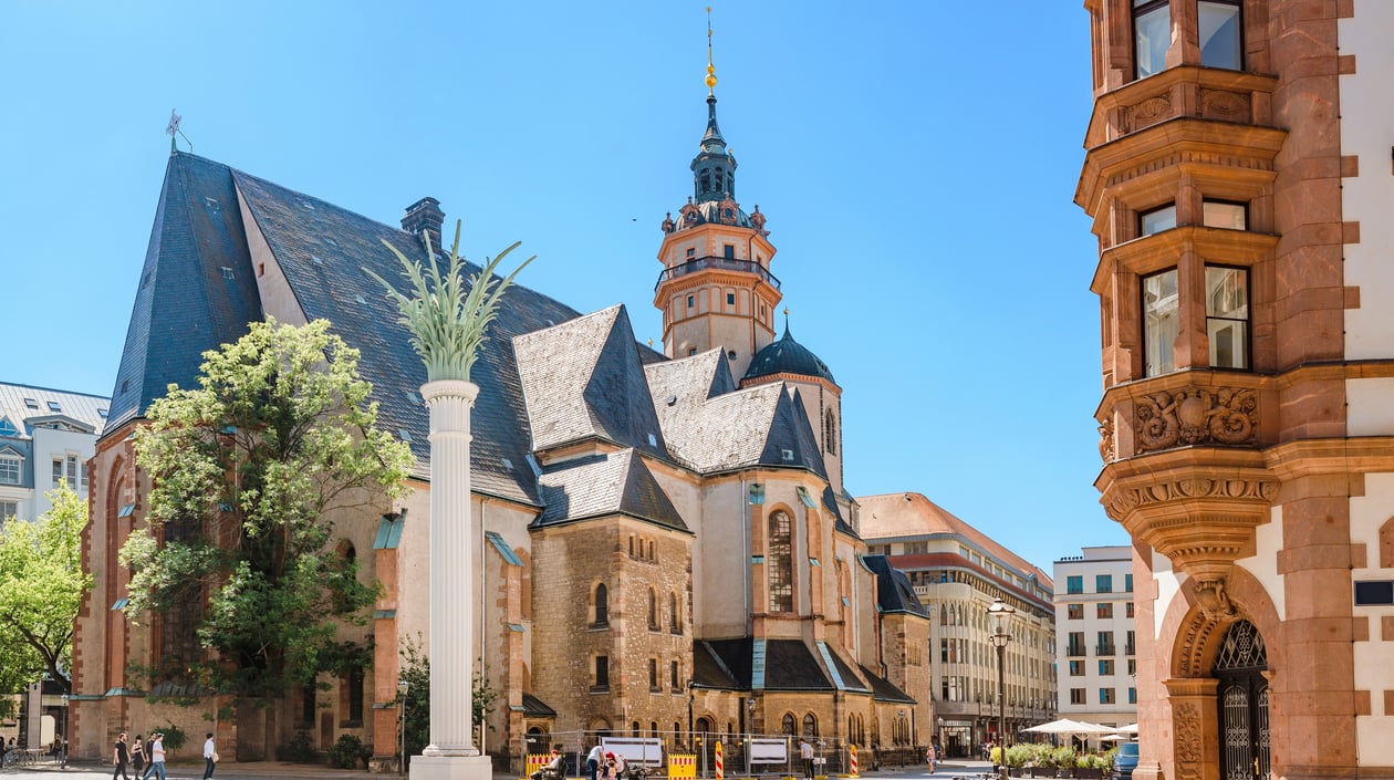 Nikolaikirche Leipzig shutterstock_1187873809 (1)