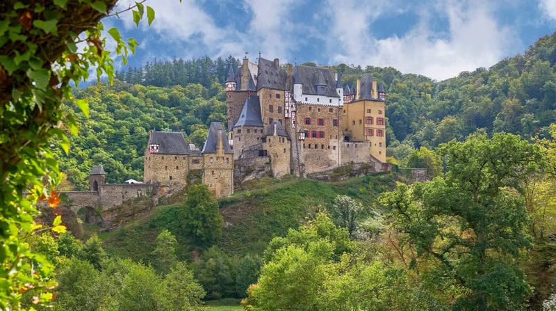 shutterstock_2413951371