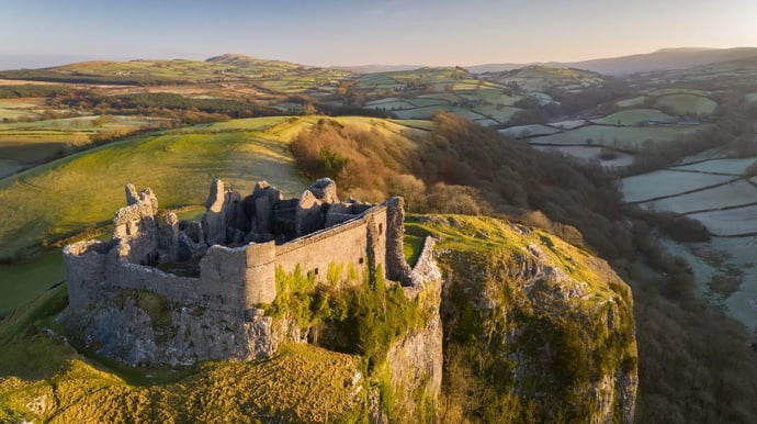 Perluxe trein van Londen naar Wales in 4 dagen.All inclusive. Bekijk het porgramma!