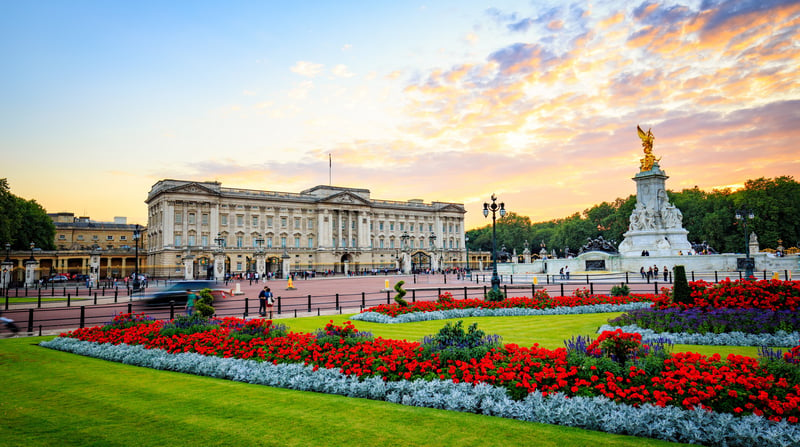 Buckingham Palace shutterstock_457812985