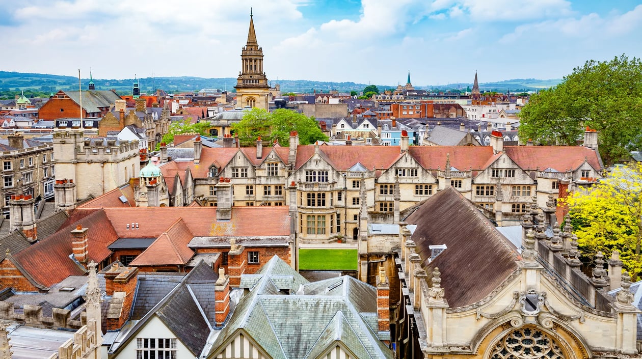 Oxford, shutterstock_451439638