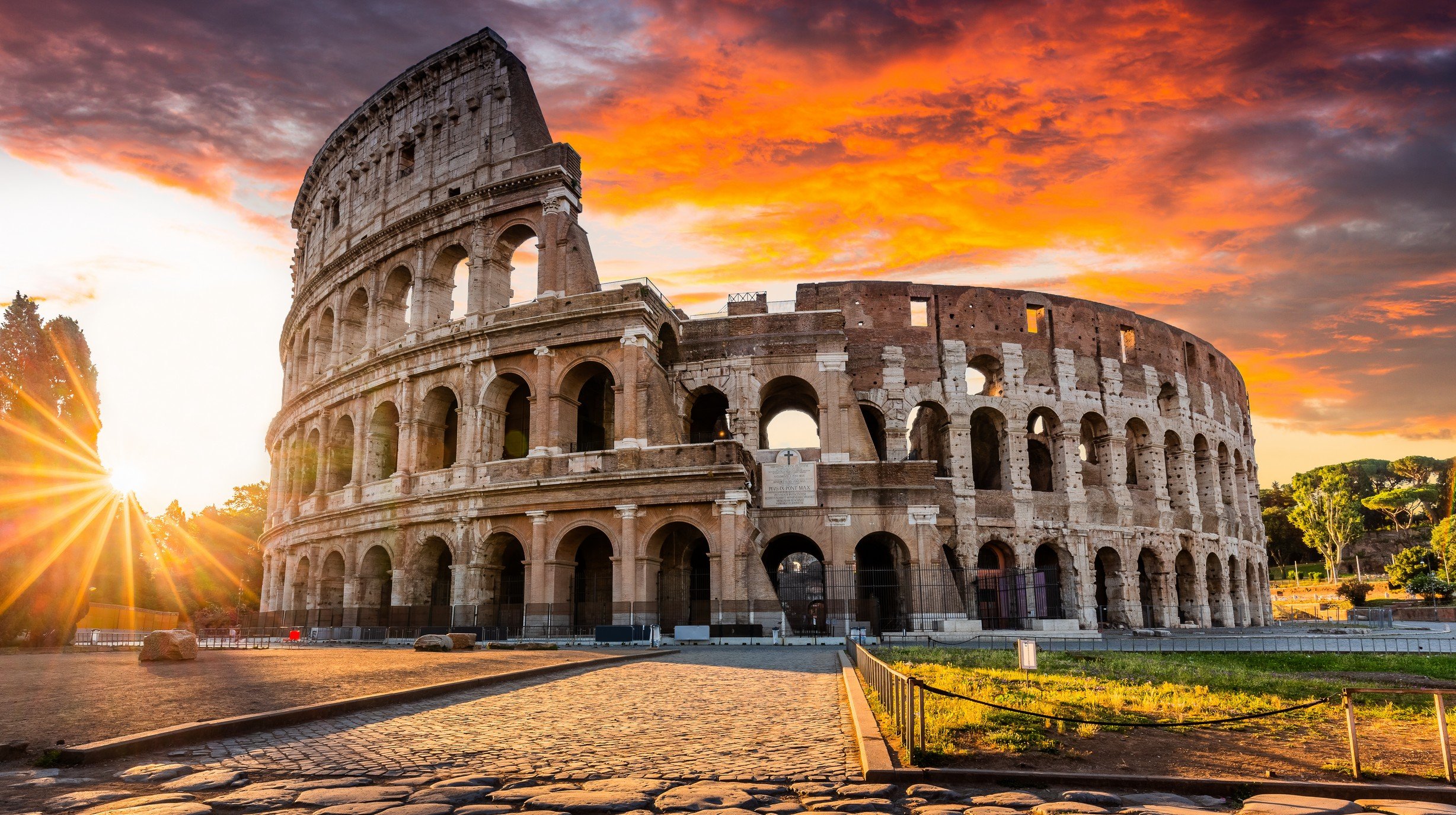 Colosseum , Rome shutterstock_1361979278