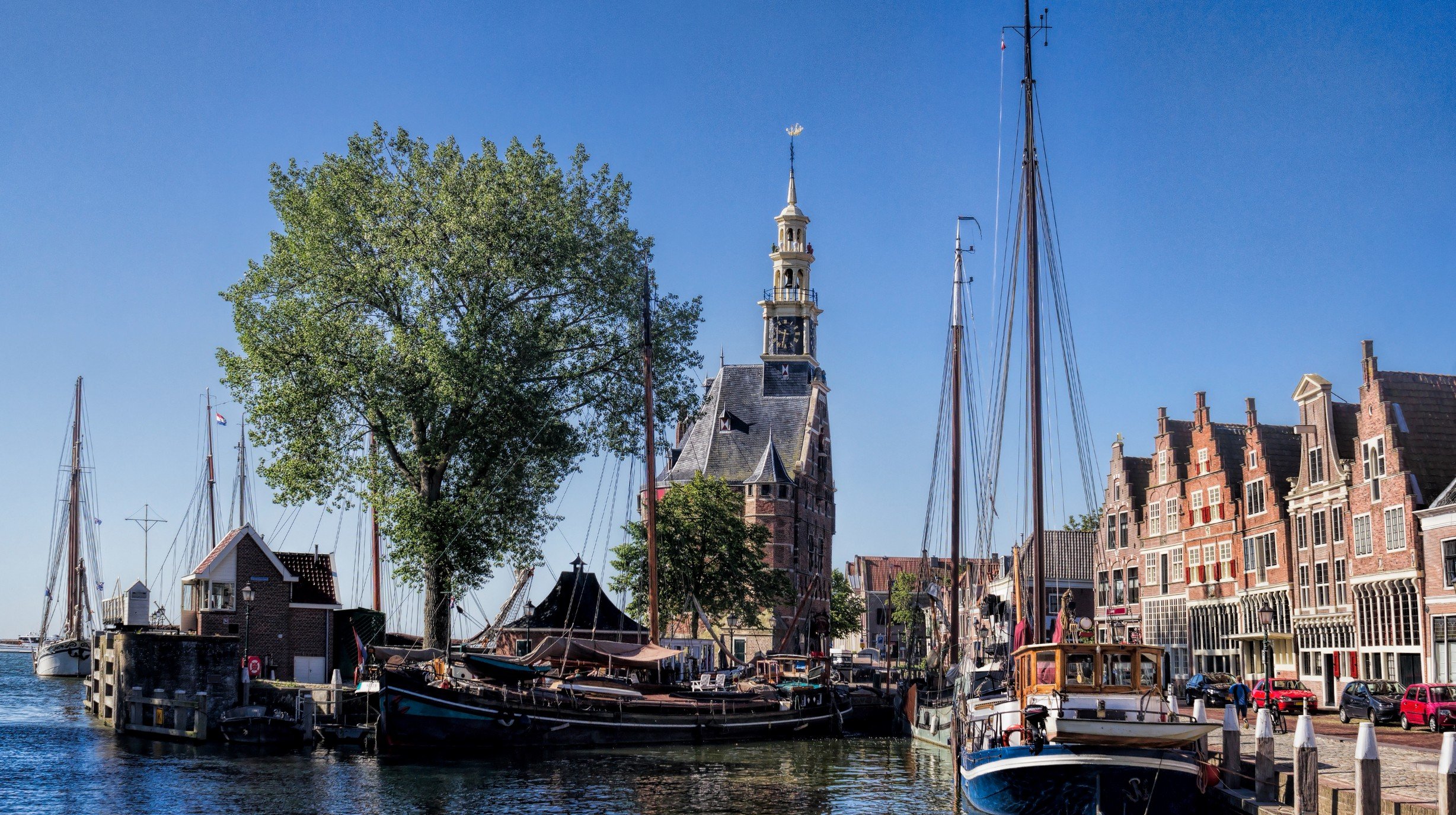 Hoorn shutterstock_1620036943