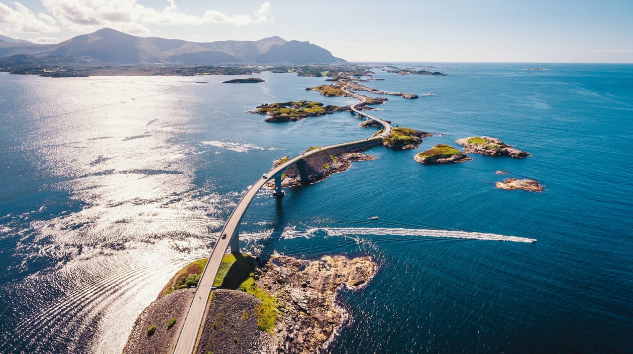 shutterstock_581639596 (1) - Atlantic road