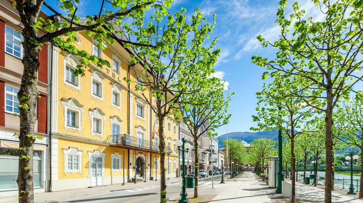 Bad Ischl shutterstock_2100220402