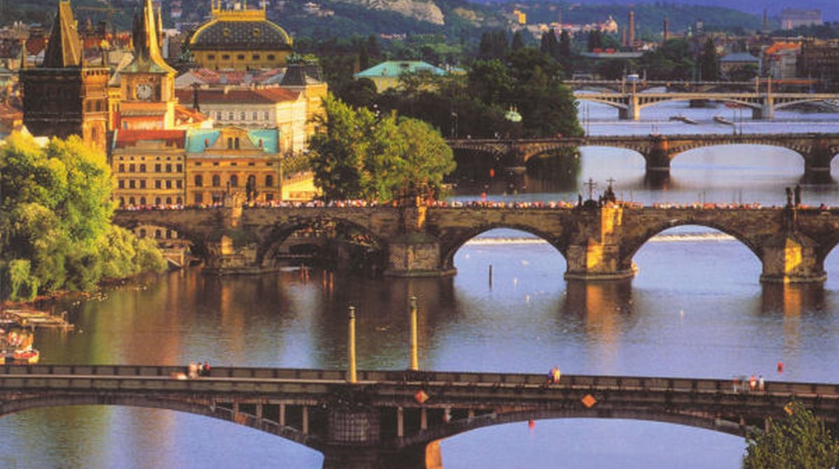 Praag bruggen.72dpi