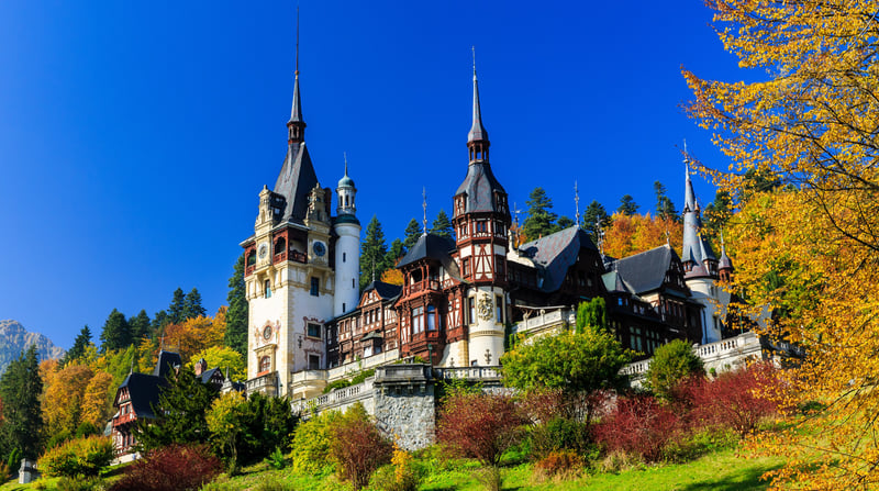 shutterstock_230413099 - Sinaia - Peles Castle