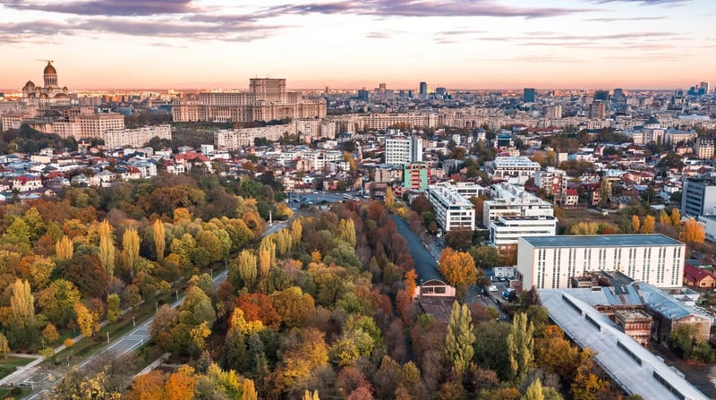Boekarest, shutterstock_2435421641