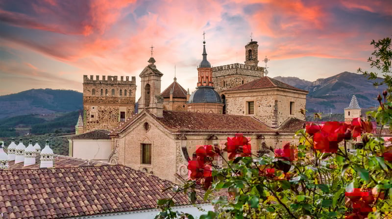 shutterstock_2105187257 - Caceres