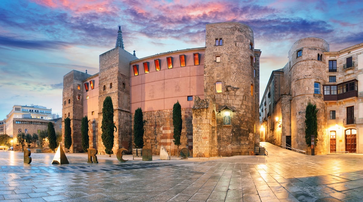 Ancient Roman Gate and Placa Nova, Barri Gothic Quarter, Barcelona shutterstock_383704999