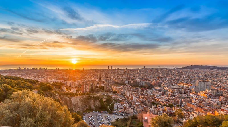 Barcelona shutterstock_1044375499