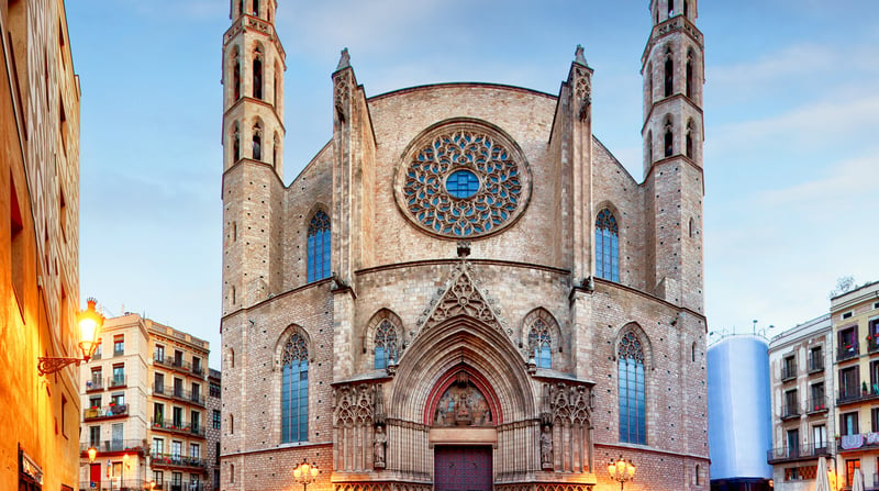 Santa Maria del Mar church in Barcelona shutterstock_376806442