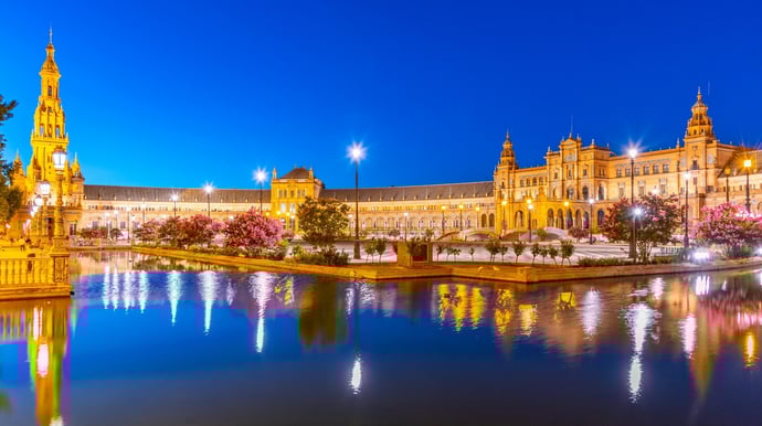 Beleef de adventstijd in het verlicht Sevilla