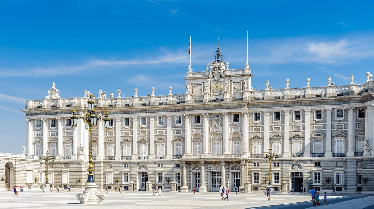 Palacio real de Madrid, shutterstock_151143539