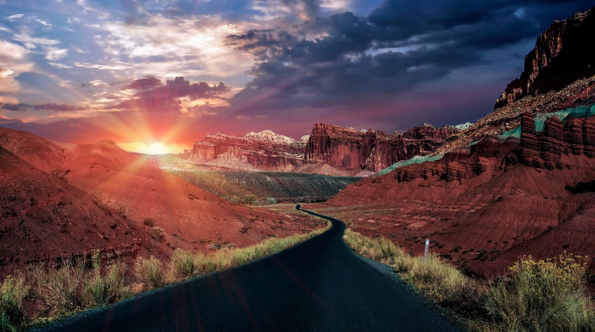 shutterstock_1601110141 - Capital Reef NP