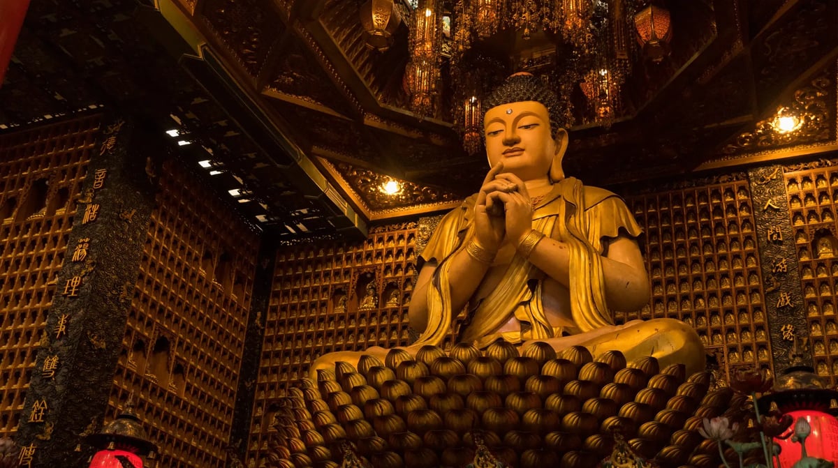 Vietnam - Ho Chi Minh - Saigon - Chua Van Phat - 1000 buddha temple_1542394487