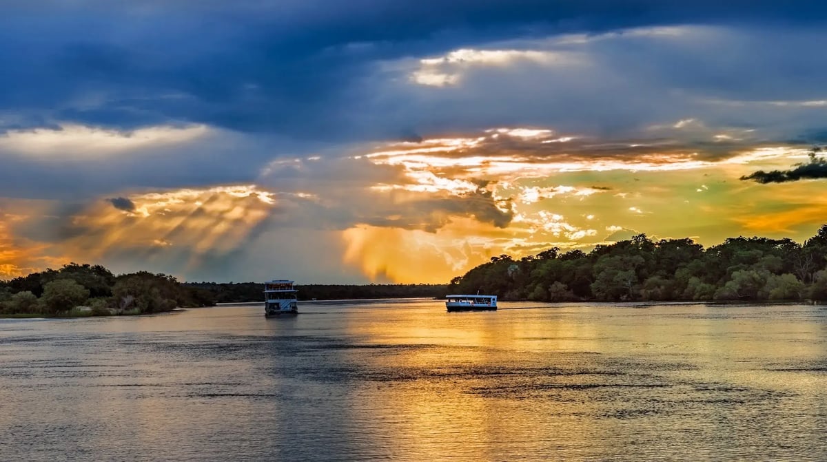 Zambia - Zambezi Rivier (3)