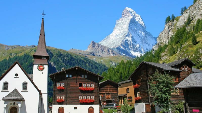 Matterhorn Zermatt shutterstock_795321640