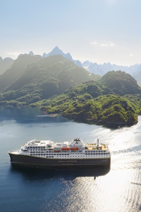 Havila Castor in Trollfjorden_photo Marius Beck Dahle2