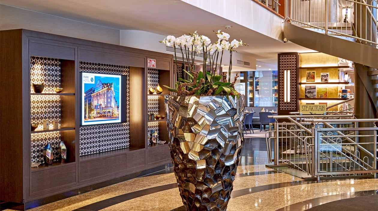 Seaside Park Hotel lobby