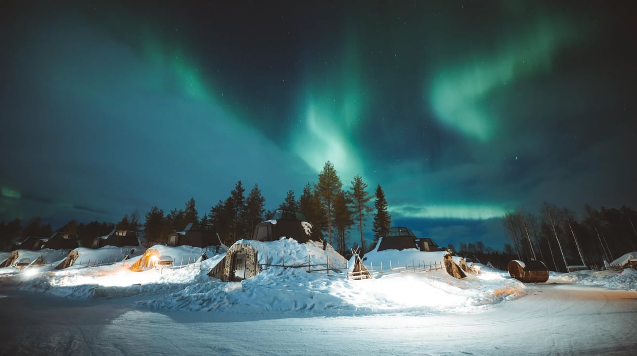 Kammi Glass Igloo Suites under Norhtern Lights Apukka Resort Rovaniemi  Lapland Finland
