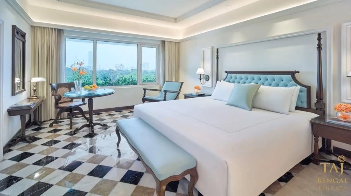 Taj Bengal Luxury Room (1)