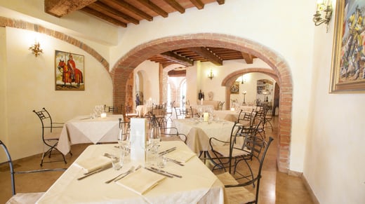 Castello delle Serre Restaurant 5 Old Chairs