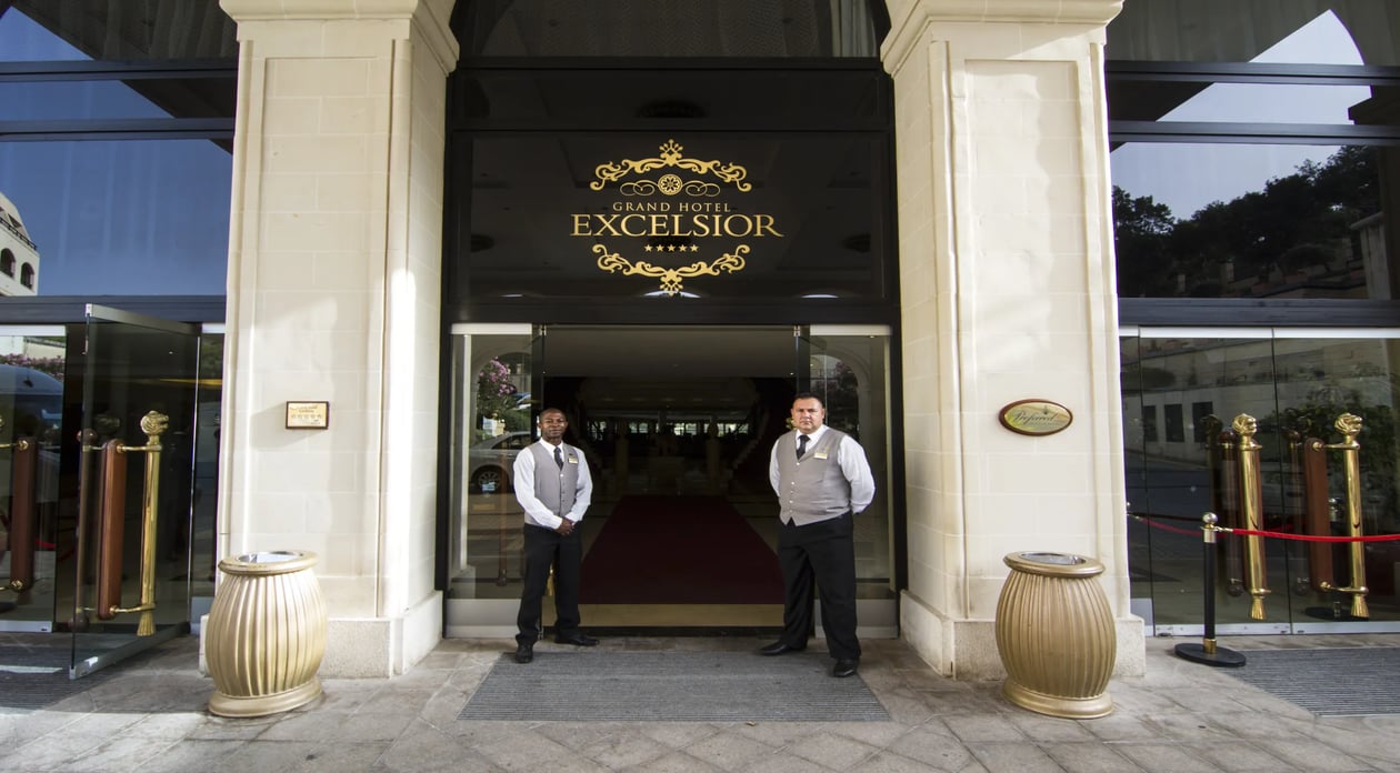 Grand Hotel Excelsior - Entree