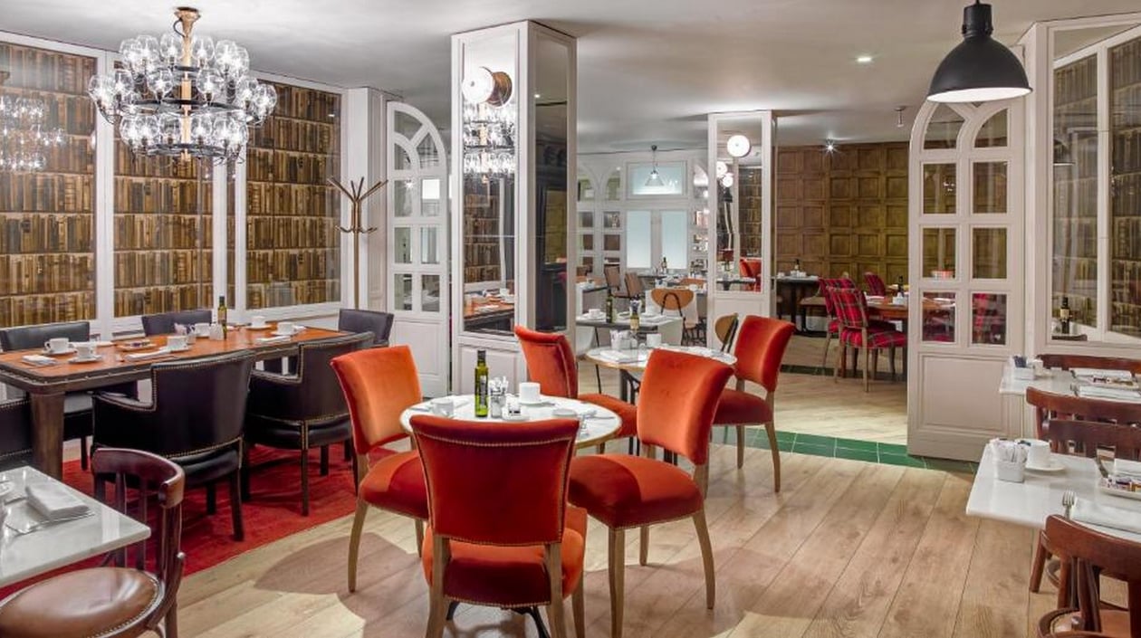 H10 Montcada restaurant