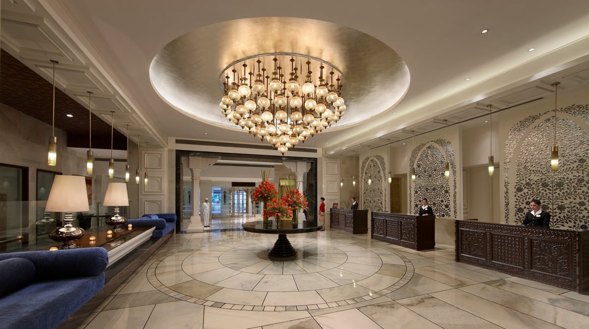 ITC Mughal Agra Lobby