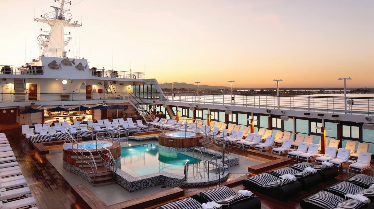 R-class pool deck