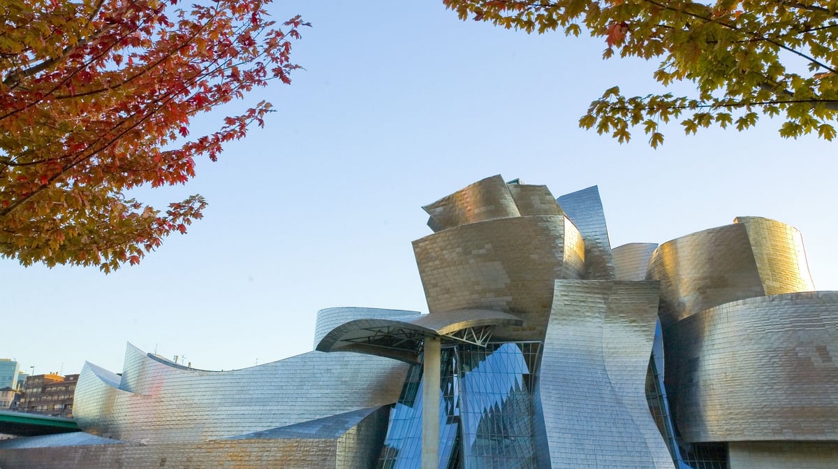 Bilbao_Guggenheim_Exterior