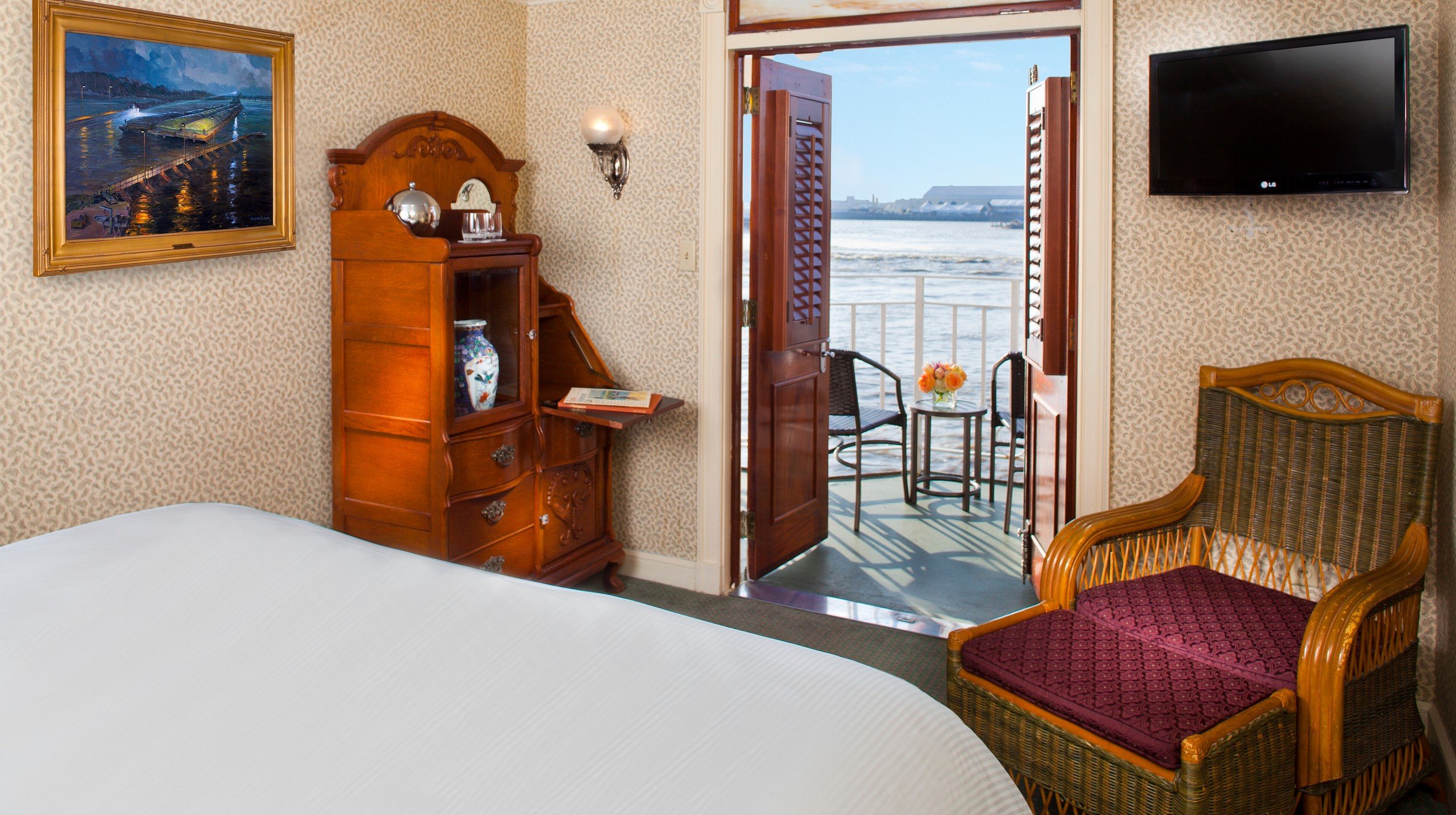 American Queen stateroom A