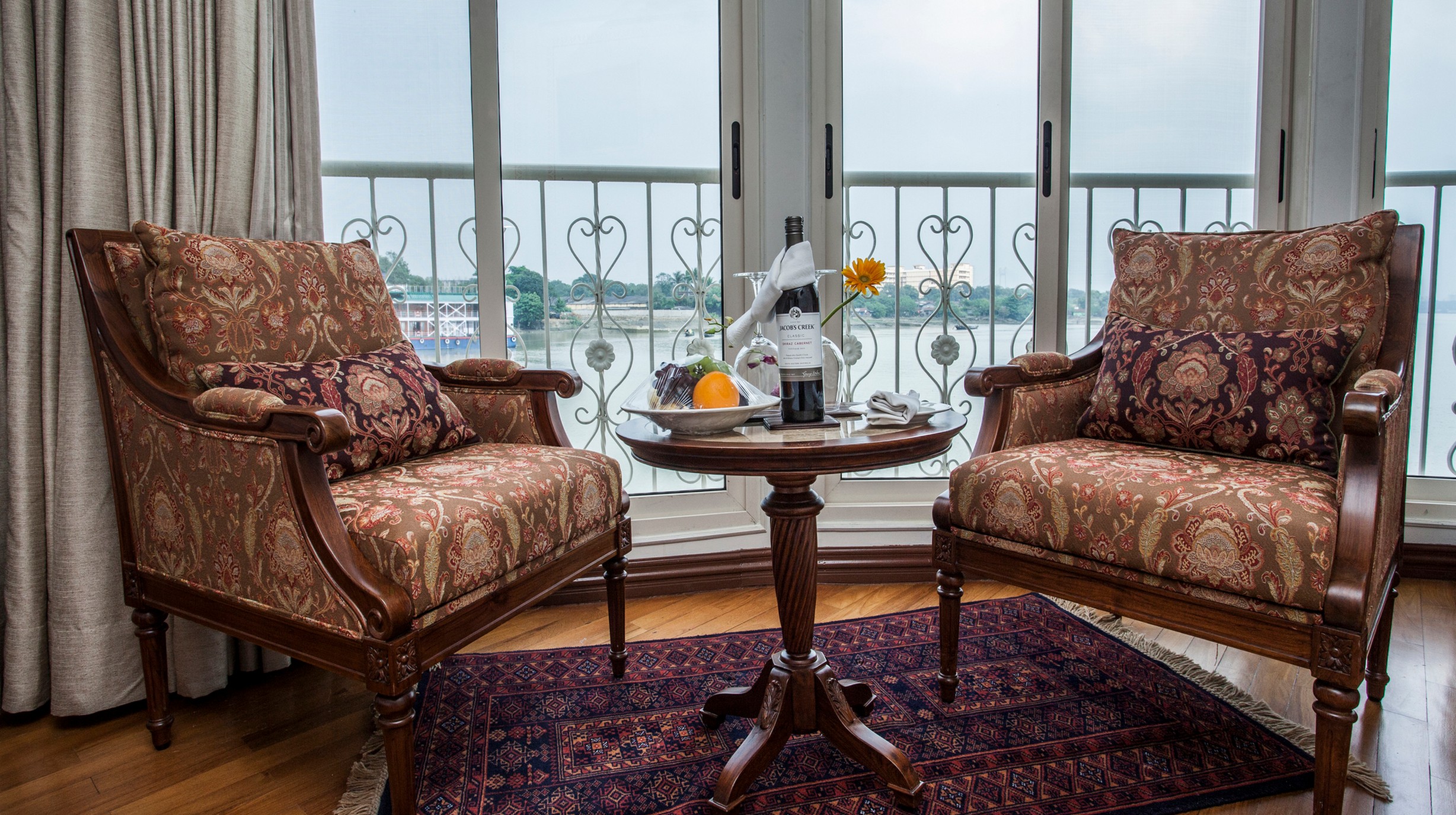Ganges Voyager Heritage Suite