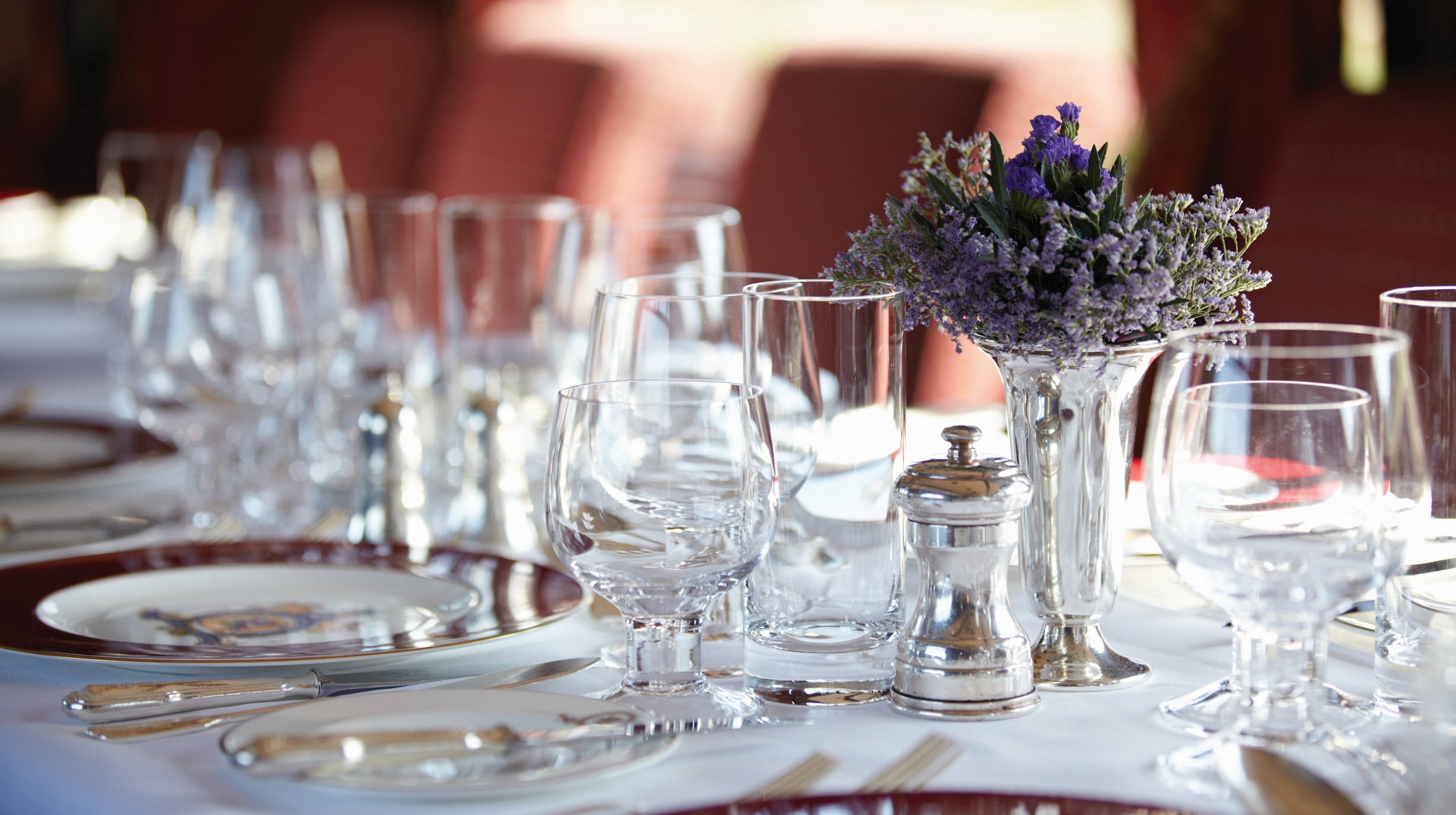 Royal Scotsman restaurant detail