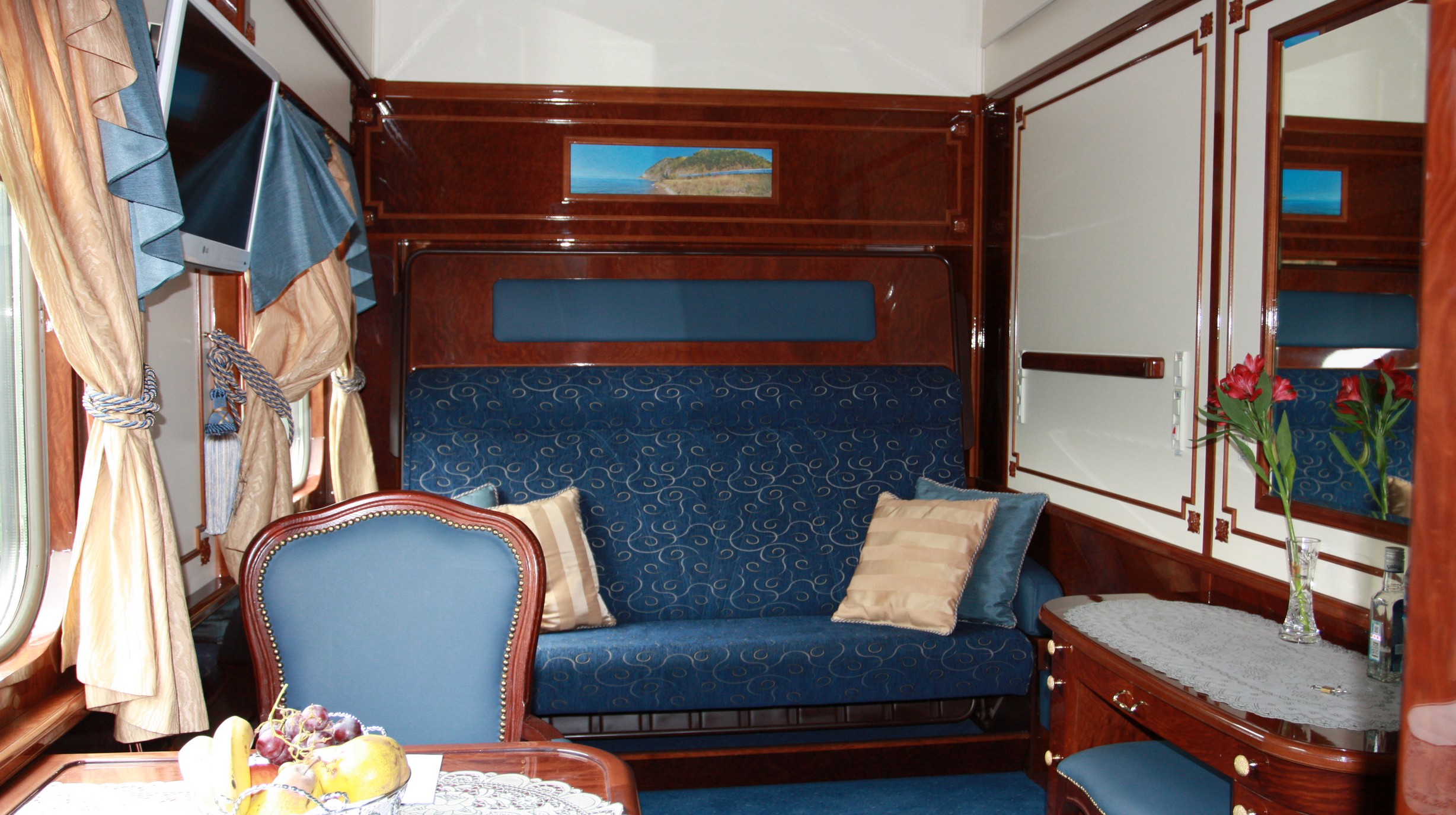 Golden Eagle Imperial Suite (7)