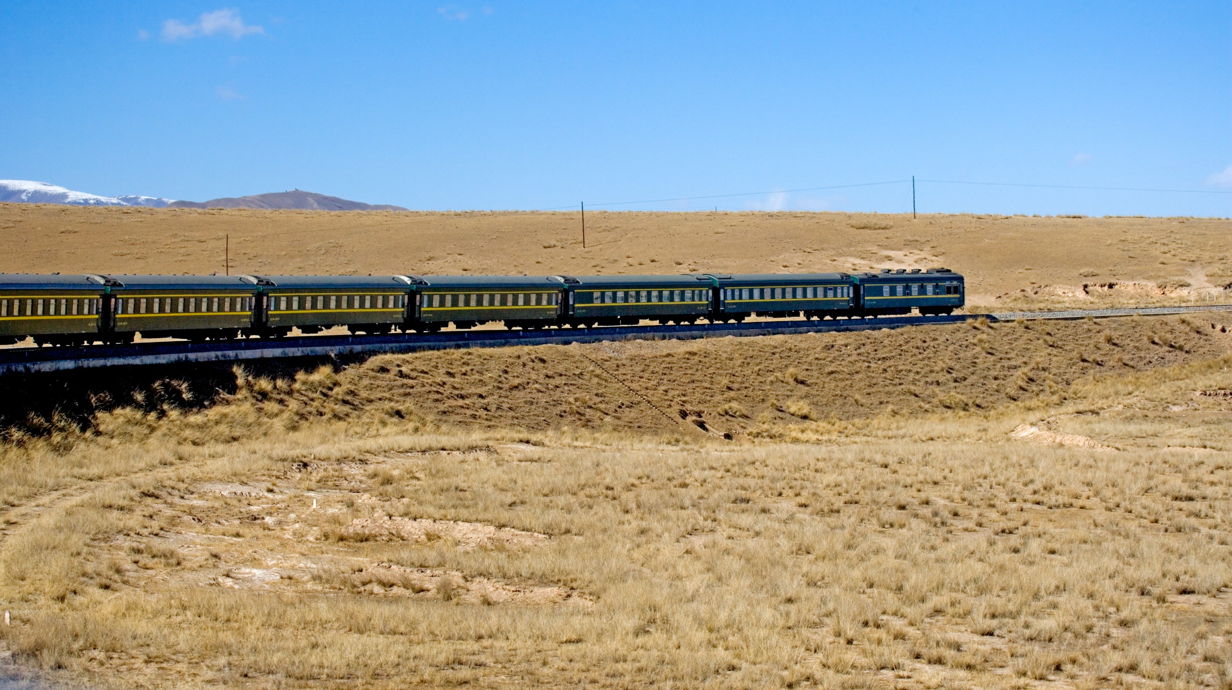 Shangri-La Express Golden Eagle (4)
