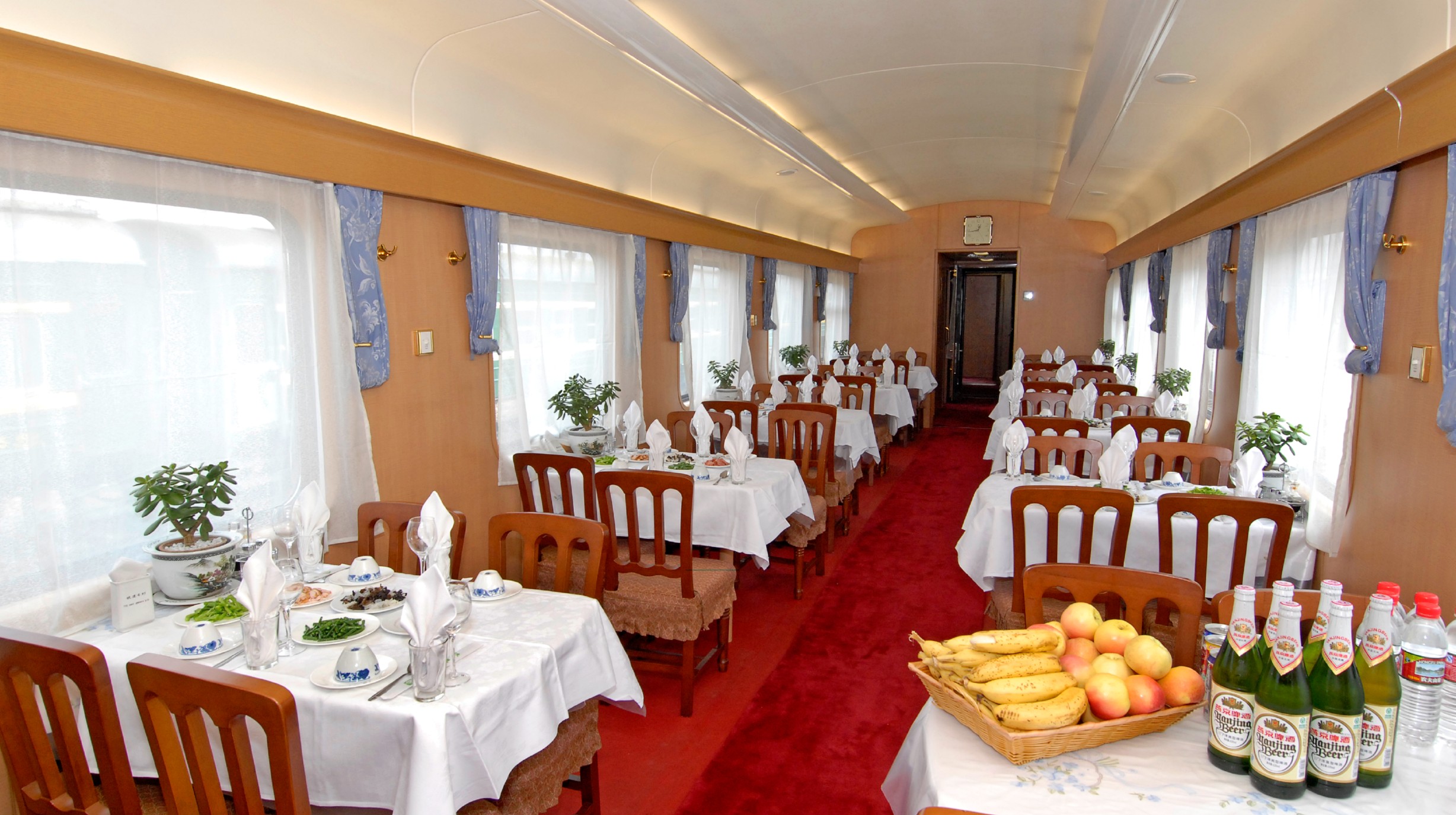 Shangri-La Express Golden Eagle Restaurant (2)