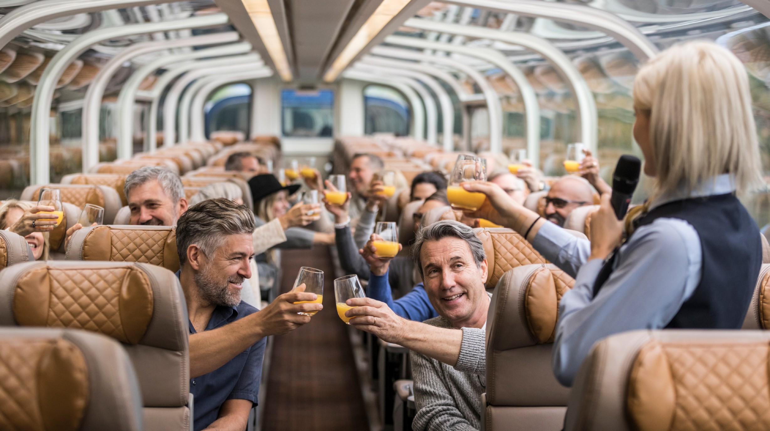 Rocky Mountaineer onboard GoldLeaf (2)