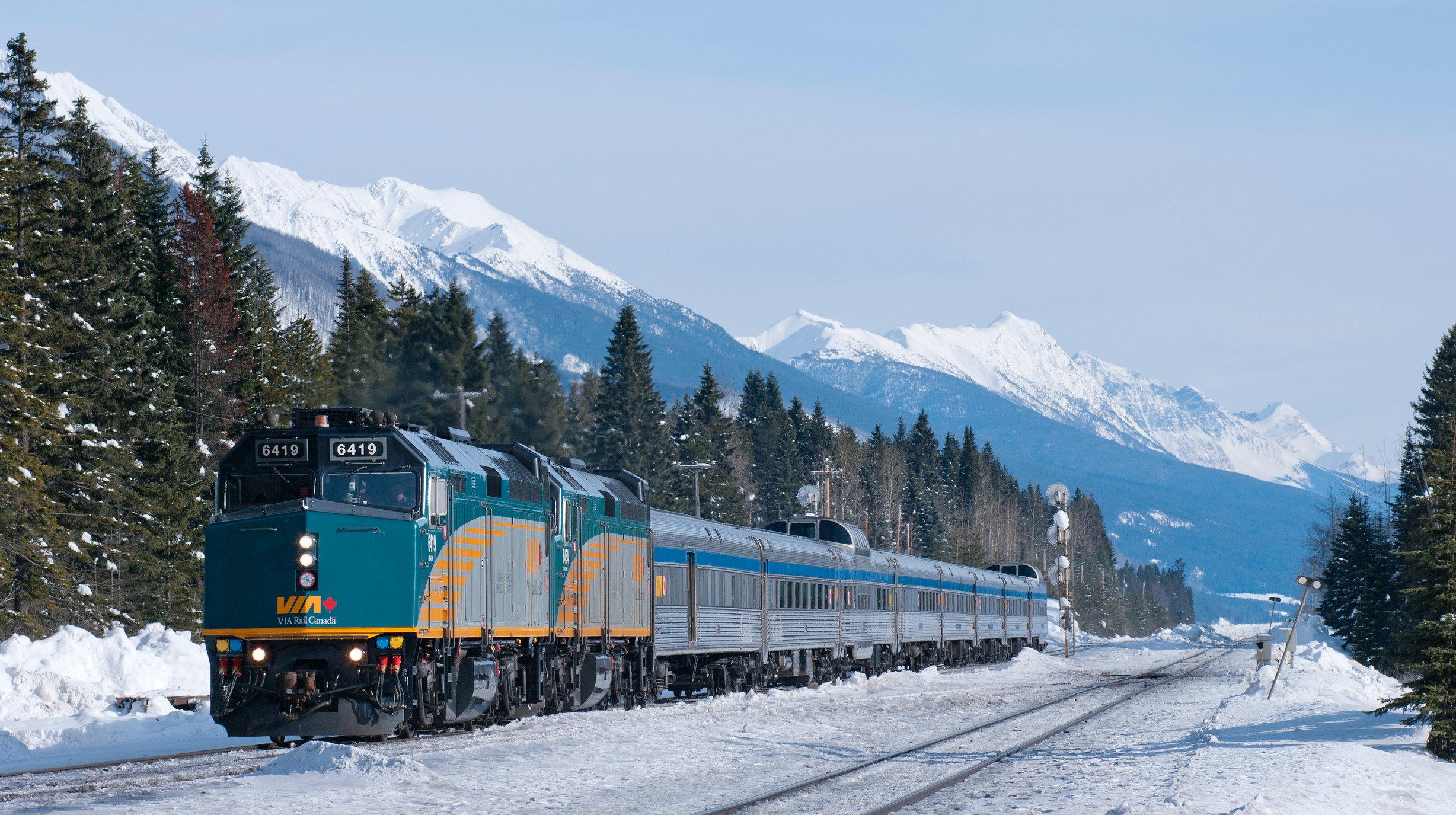 The Canadian exterieur (4)