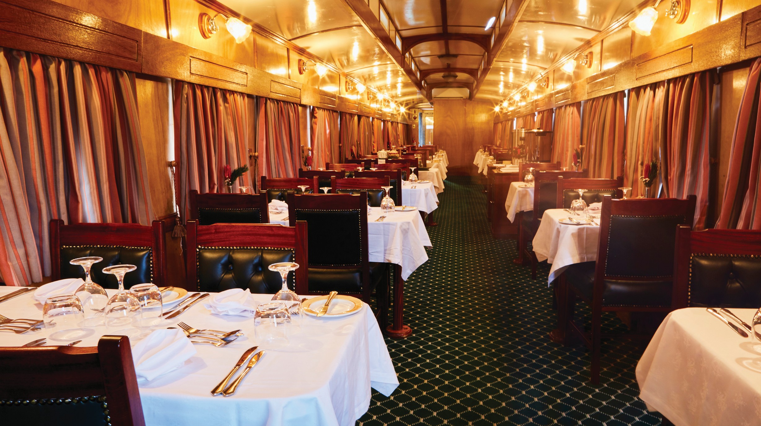 Shongololo Express dining (2)