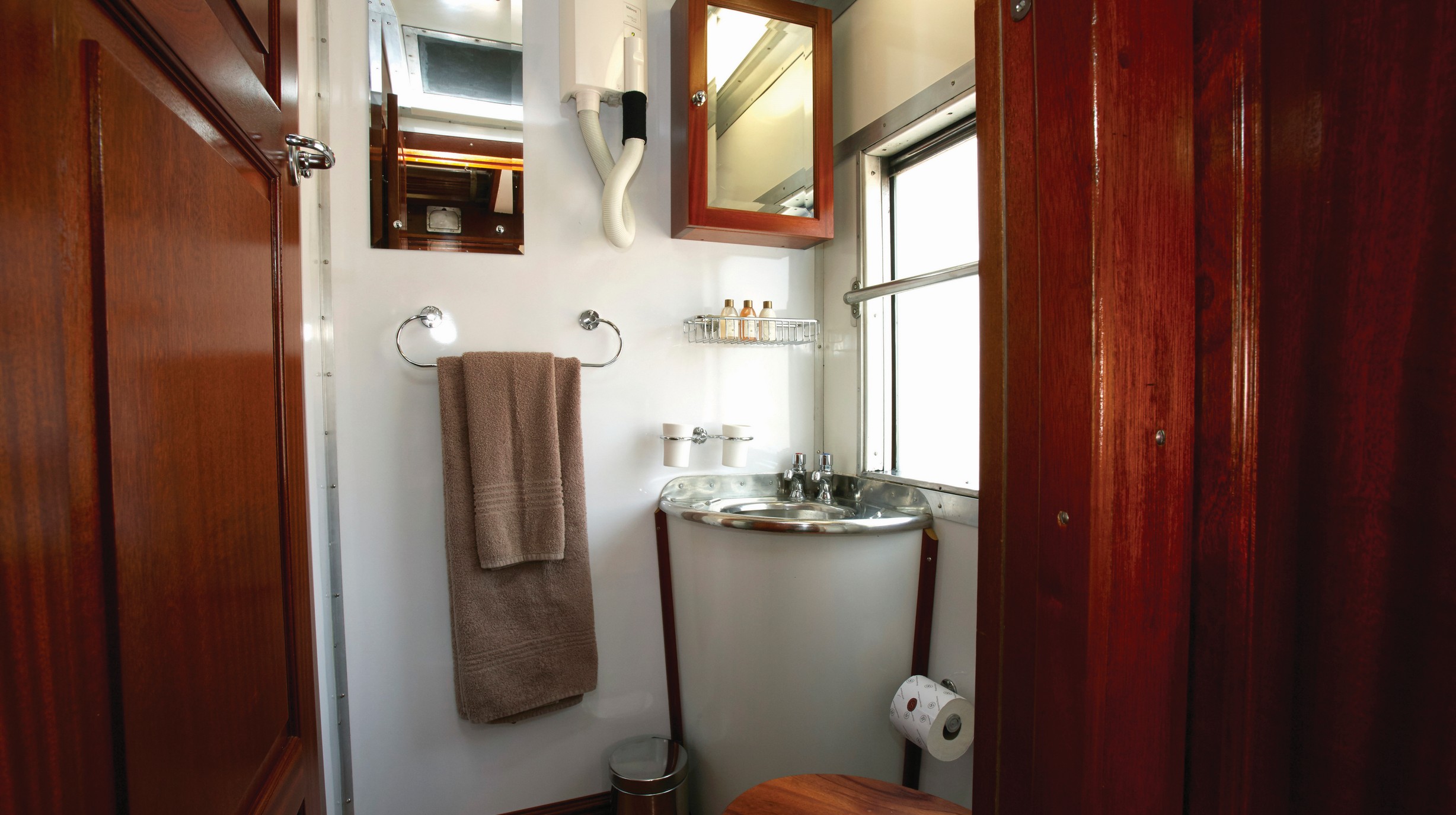 Shongololo express emerald bath (2)