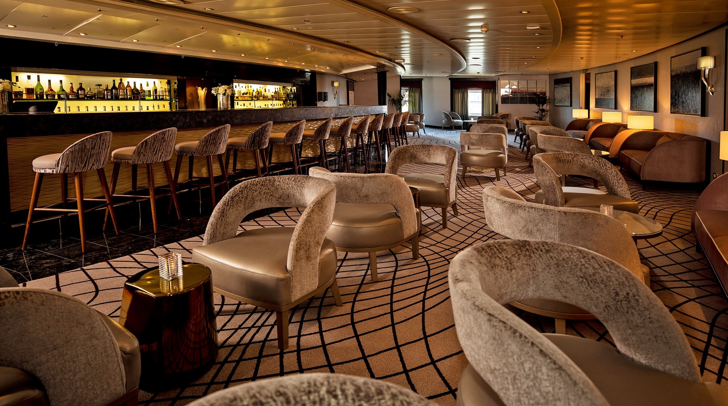 Seven Seas Navigator – Star Lounge_2023-03-09_08-49-36